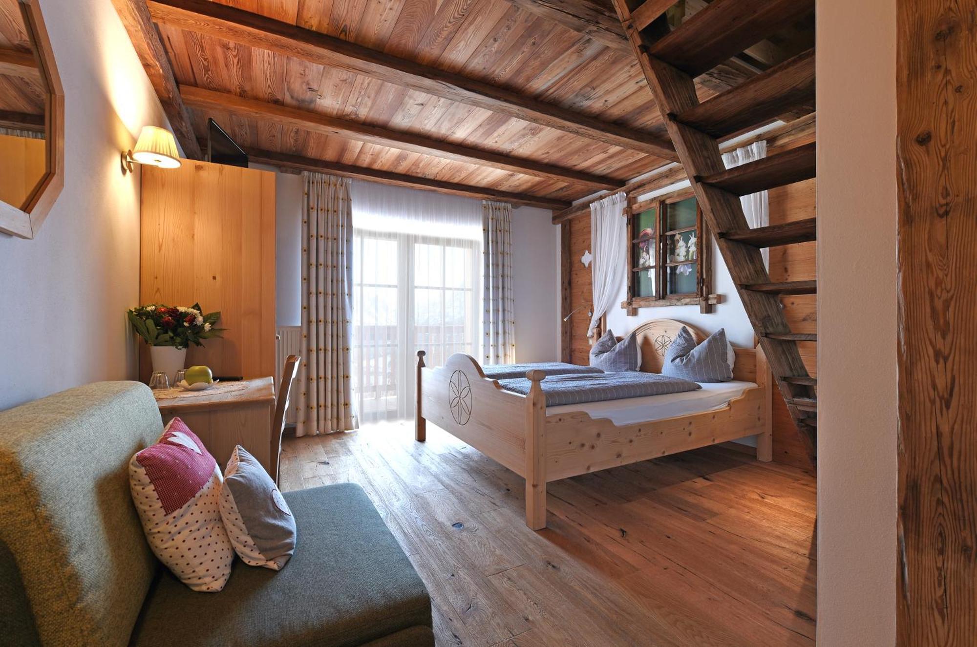 Agriturismo Soleseid サン・ヴィジリオ・ディ・マレッベ エクステリア 写真