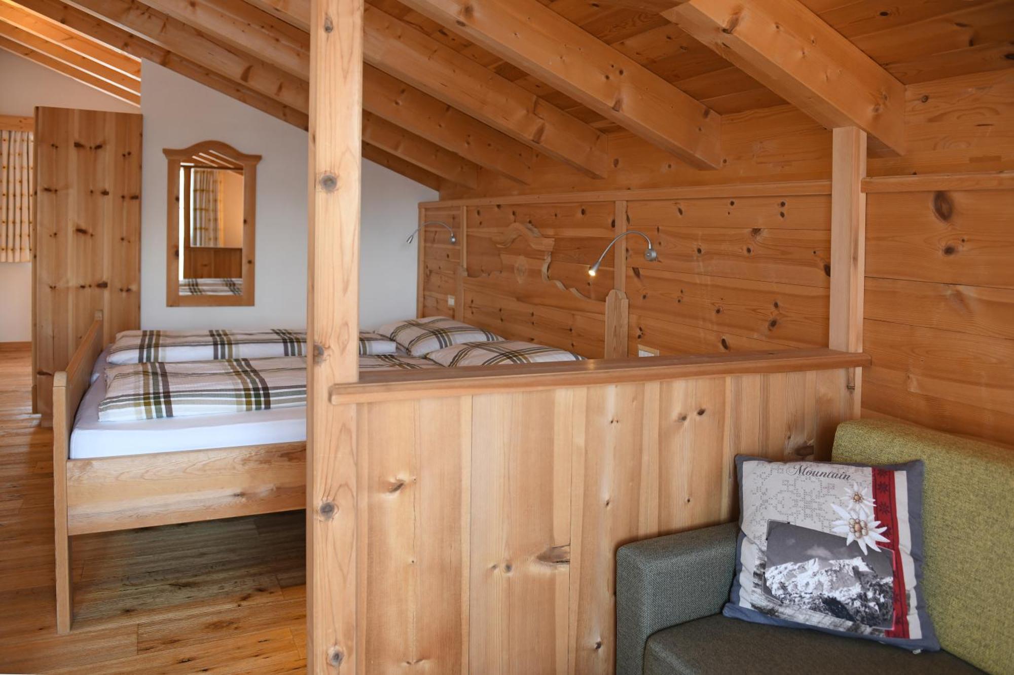 Agriturismo Soleseid サン・ヴィジリオ・ディ・マレッベ エクステリア 写真