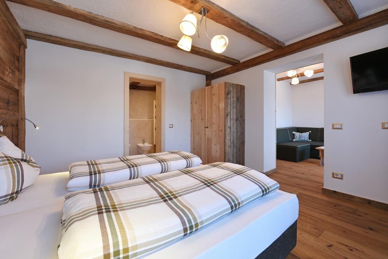 Agriturismo Soleseid サン・ヴィジリオ・ディ・マレッベ エクステリア 写真