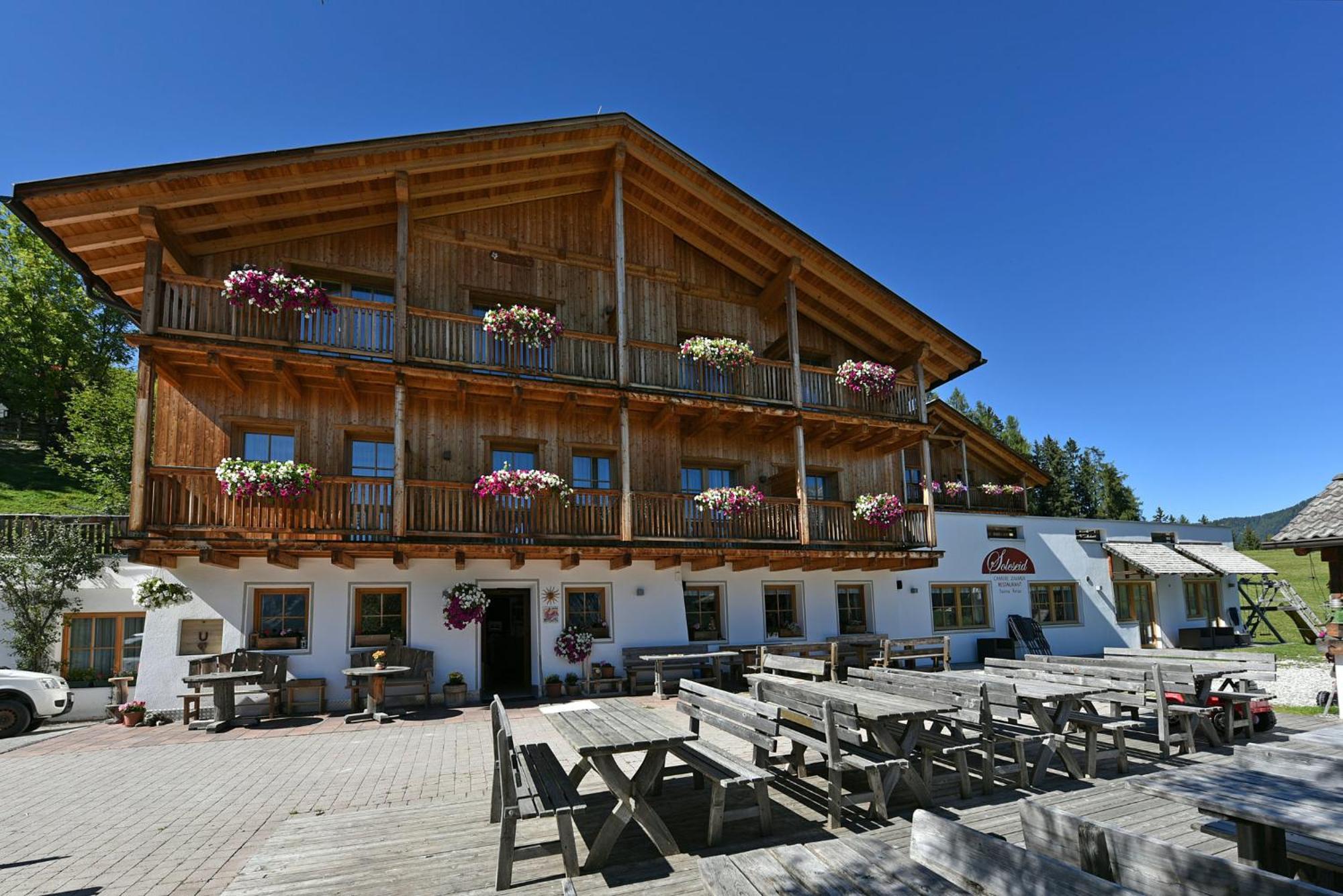 Agriturismo Soleseid サン・ヴィジリオ・ディ・マレッベ エクステリア 写真